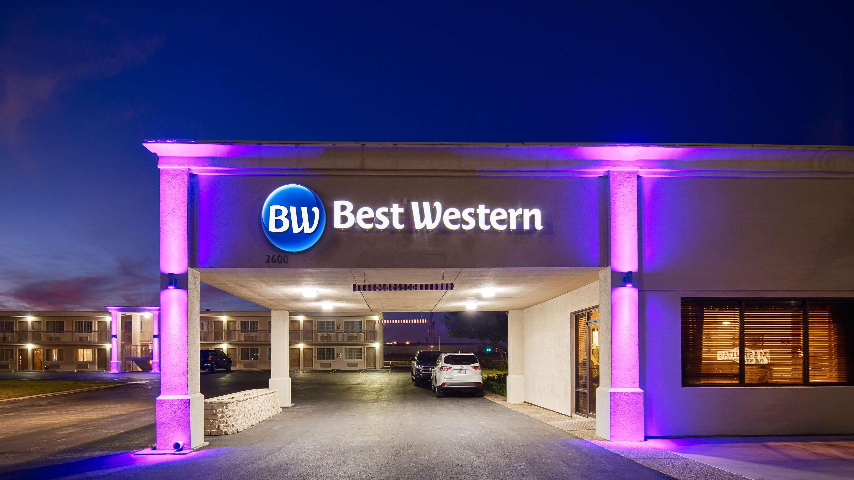 Best Western Taylor Inn Exterior photo