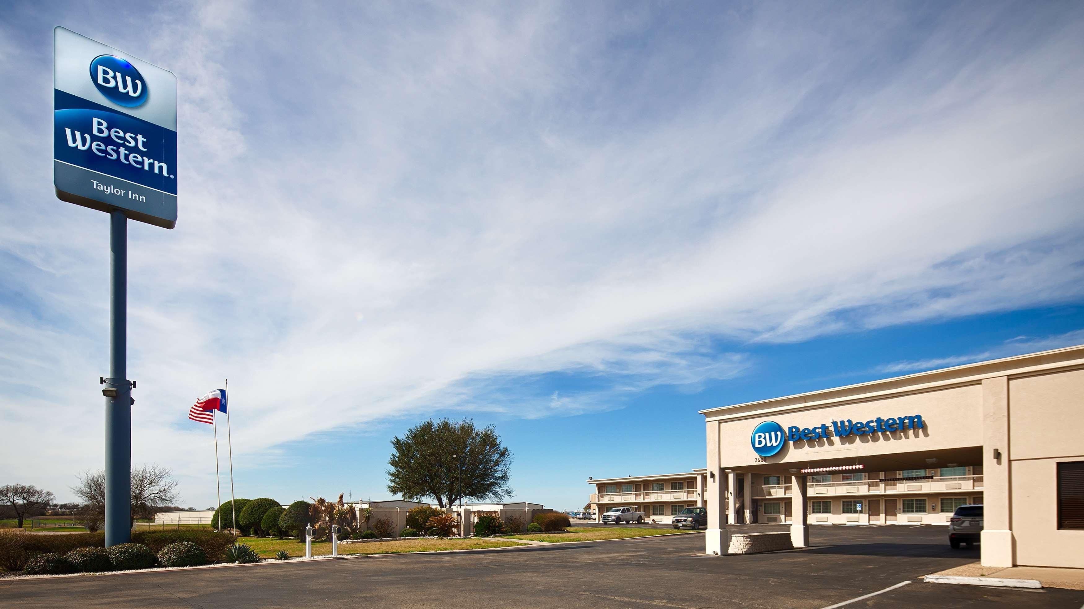 Best Western Taylor Inn Exterior photo